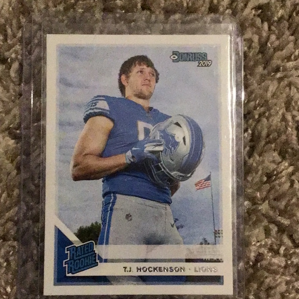 TJ Hockenson rated rookie on the Detroit Lions Donruss, 2019